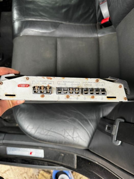 Statie/ amplificator subwoofer