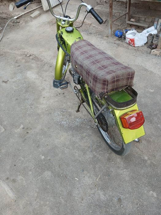 Moped riga sotiladi