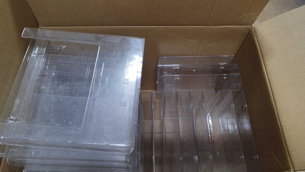 Плексигласови кутии- поставки стенни за брошури - флаери 23,5/25/3,5см