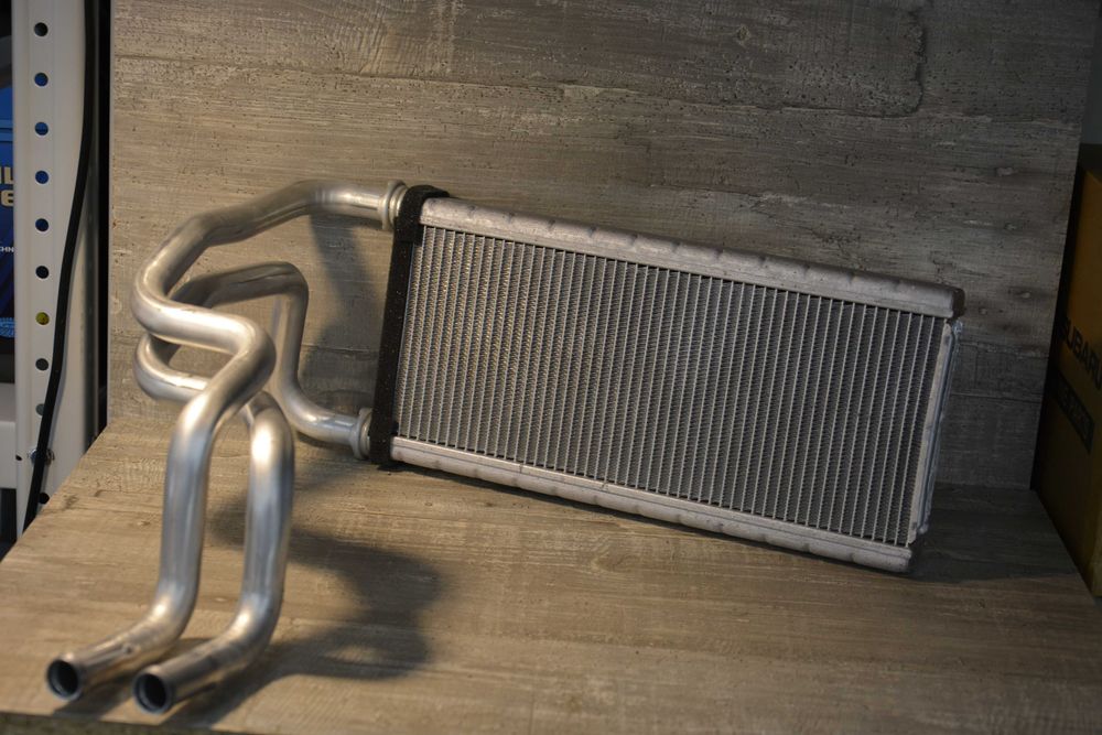 Радиатор печки Субару