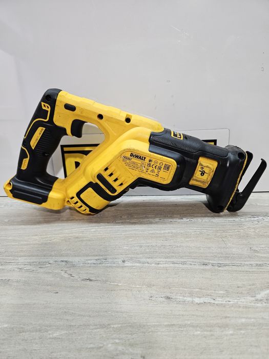 Dewalt Саблен Трион DCS367 18V.