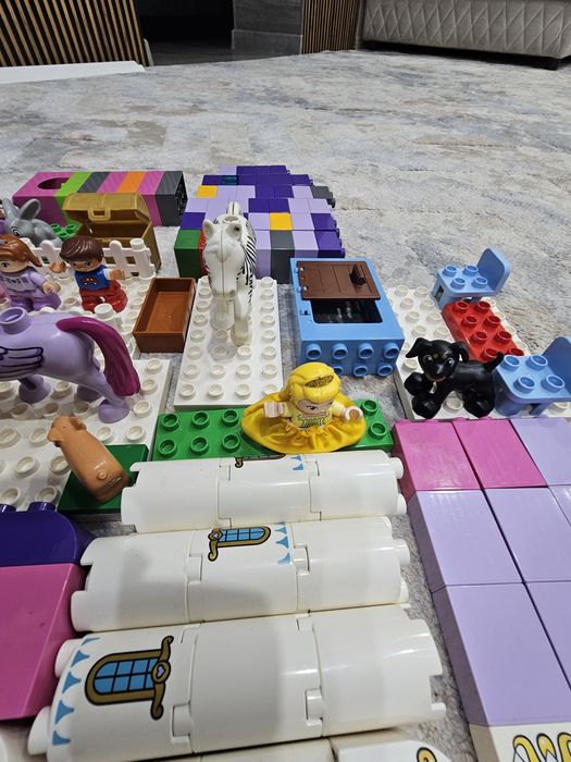 Продам конструктор для девочек