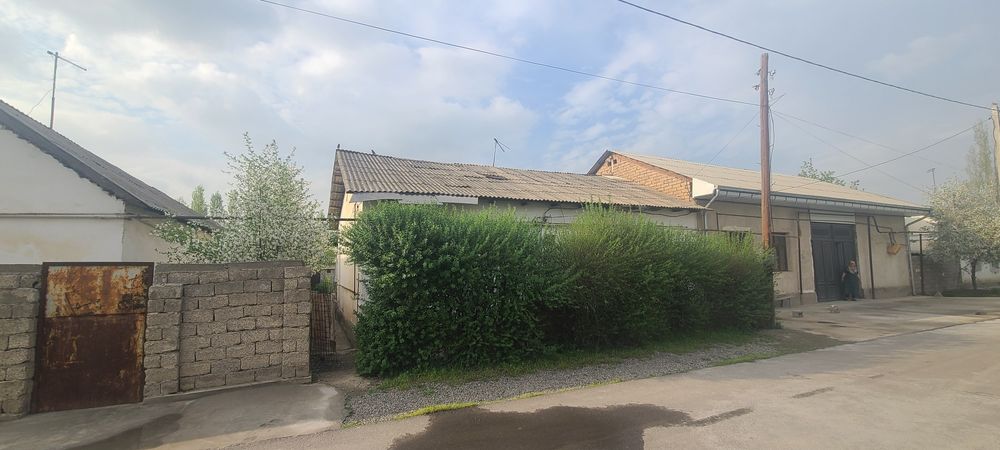 Срочно продаётся дом 5 соток в Янги-Хаётском районе!