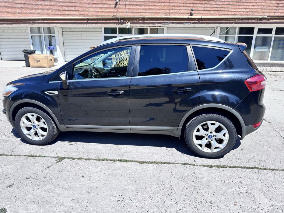 FORD Kuga 2012 — imagine 2