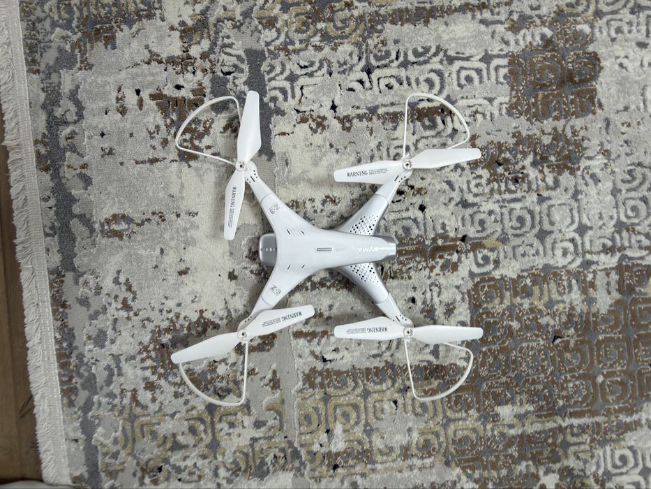 Дрон syma z3 квадрокоптер