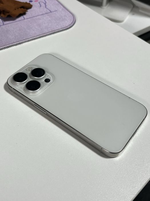 iphone 15 pro белый