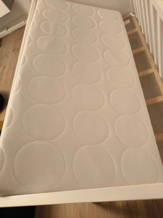 Pătuț Ikea sundvik