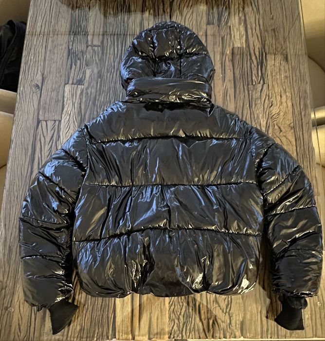 Дамско лачено яке