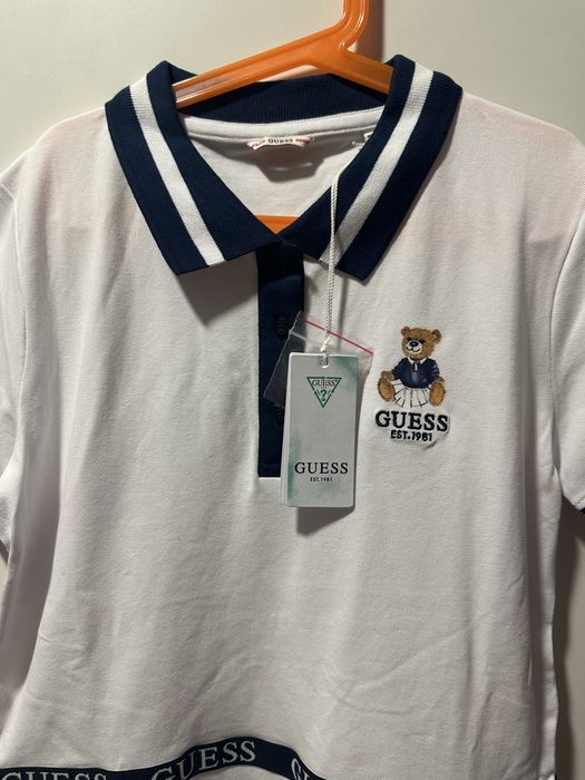 Детска спортна памучна рокля на Guess за момиче. Чисто нова