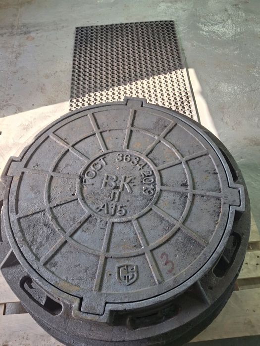 Продам люки чугунные