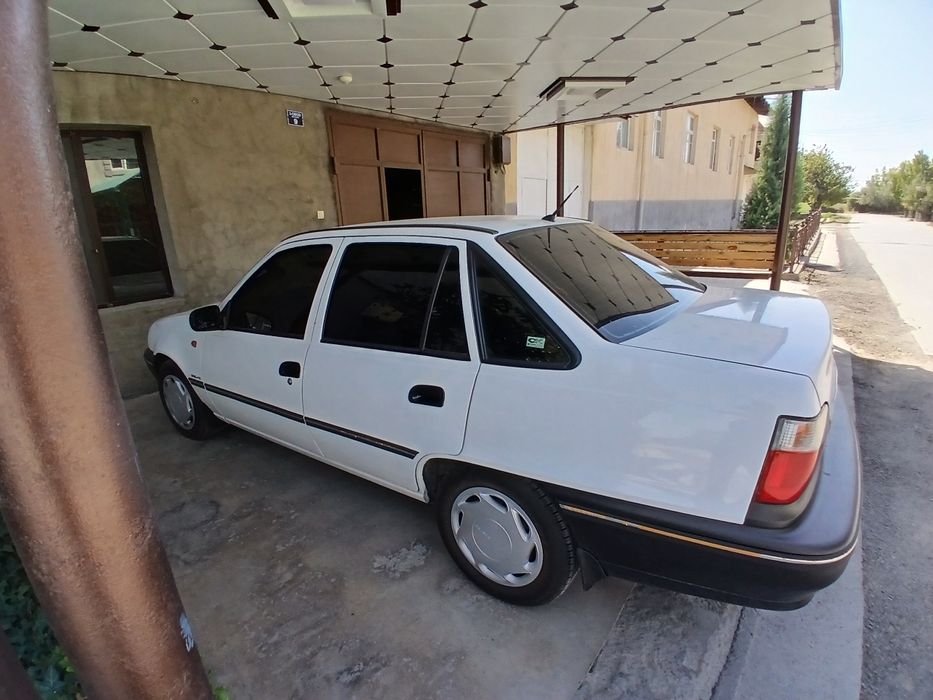 Nexia 1  xolati yaxshi