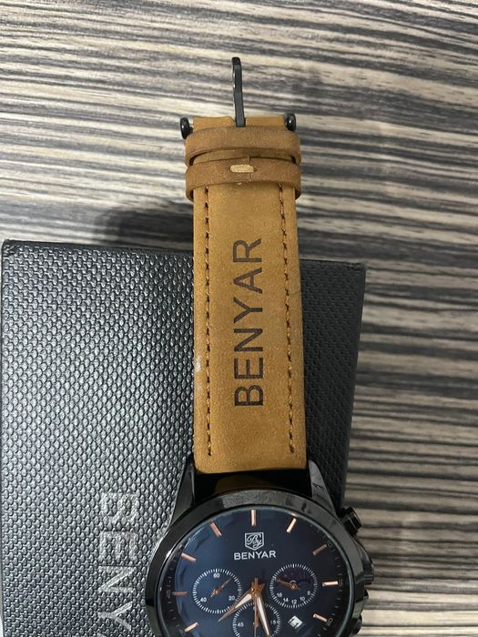 Ceas Bărbați BENYAR Cronograf – Nou, Curea Piele Maro, Design Elegant