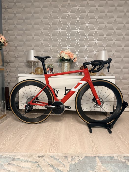 Cursiera Aero 3T Strada Sram Force AXS