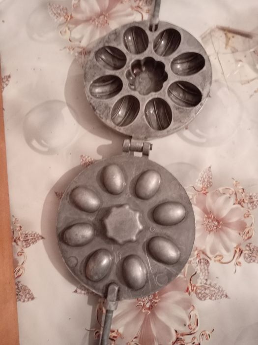 Орешницы  чугунные ссср времен.