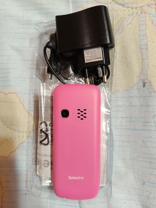 Telefon mobil GSM SelecLine, Dual SIM, Clasic cu Butoane Mari pentru Seniori - NOU / NEFOLOSIT