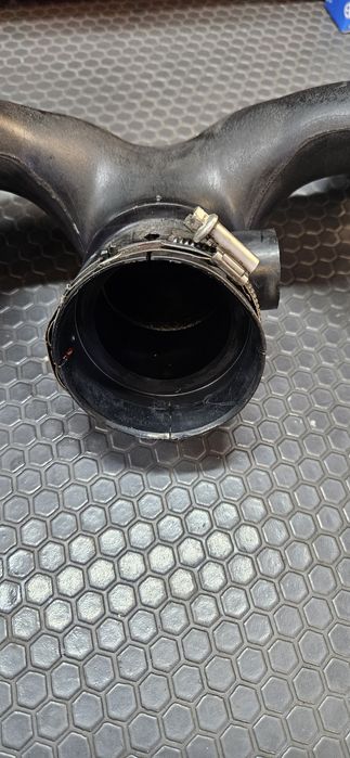 Лястовица / Въздуховод Мерцедес om642 Mercedes