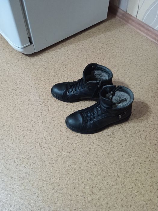 Продам мужские зимние.
