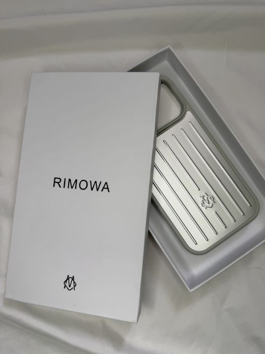 Rimowa iPhone 17 Pro Case