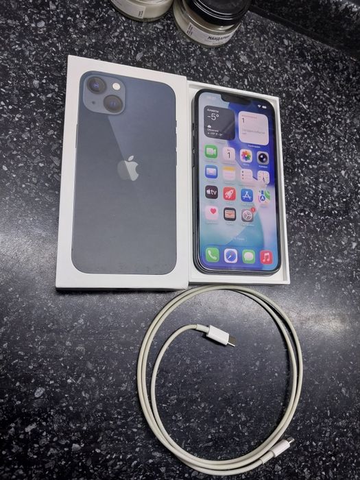 Айфон 13. IPhone 13 128. Акум 87%.