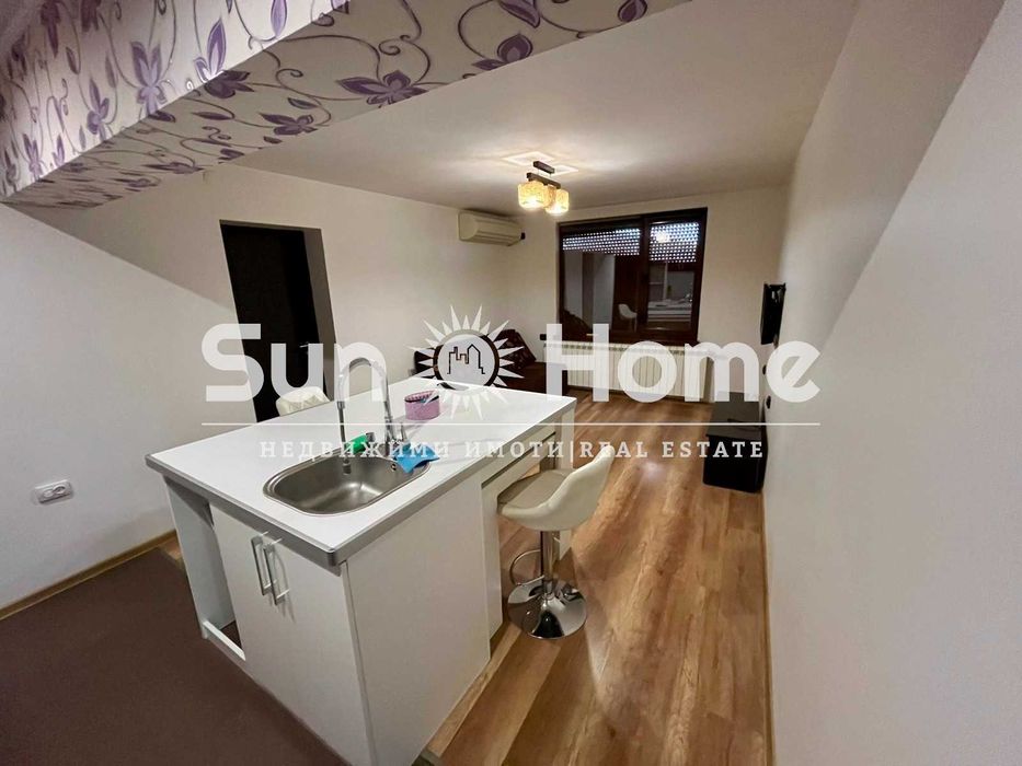 Вила  с панорамна гледка и просторен двор в гр. Харманли