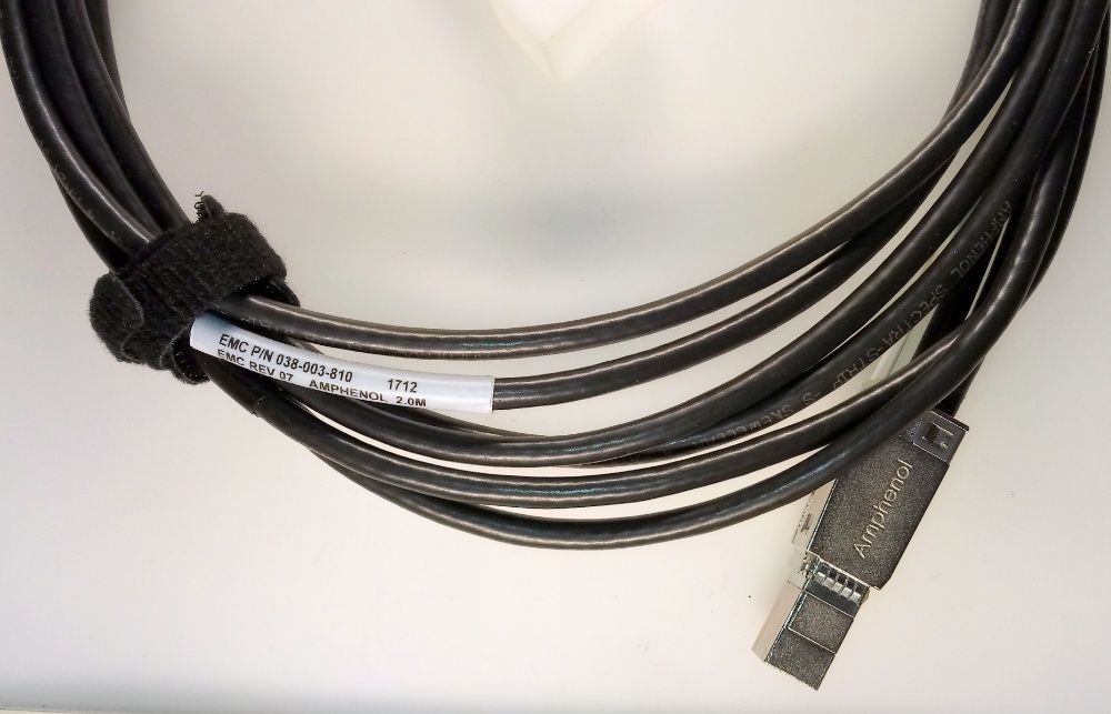 Kабел SAS SFF-8644 to 8088 2m EMC AMPHENOL HP 716191-B21 IBM 00YE314
