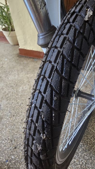Bicicleta pentru fetite EDITIE LIMITATA