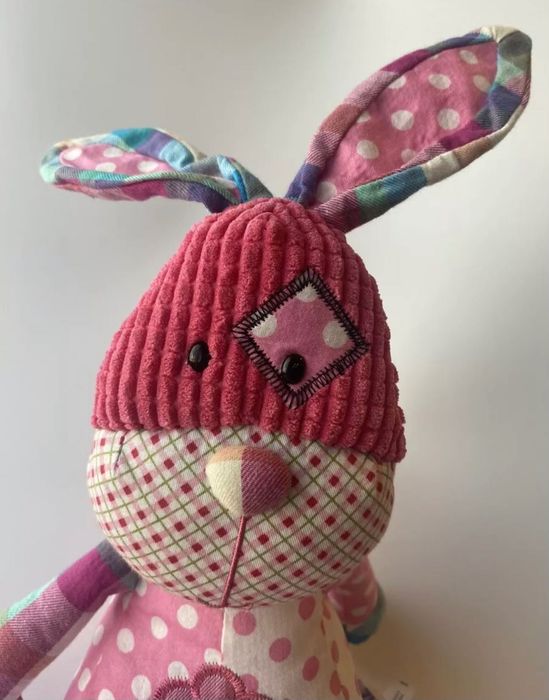 Ръчно изработена играчка заек