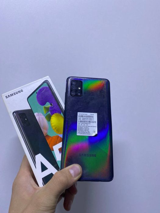 Samsung A51.