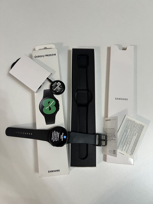 Часы Samsung watch 4