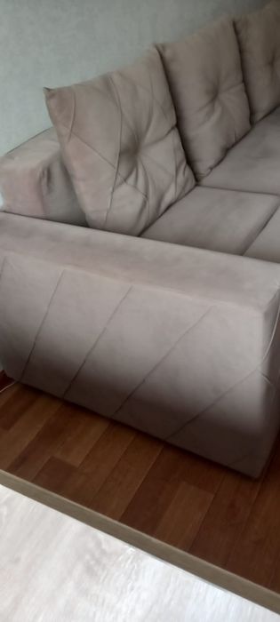Продам диван в хорошем состоянии