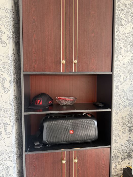 Стенка в гостиную  и подиум под tv