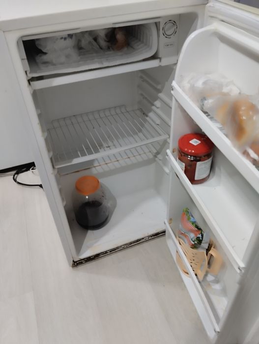 Мини холодильник небольшой