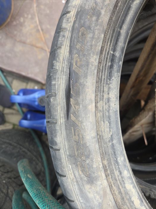 Anvelope 225 45 r19 și 215 55 r17