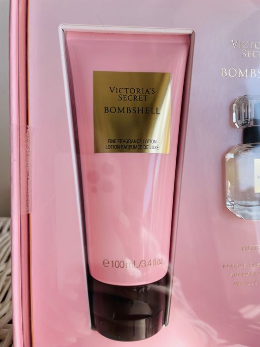 Комплект Victoria’s Secret Bombshell 100 ml lotion,eau de parfum 7,5ml