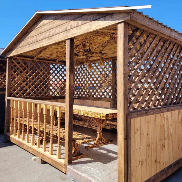 Деревянная беседка