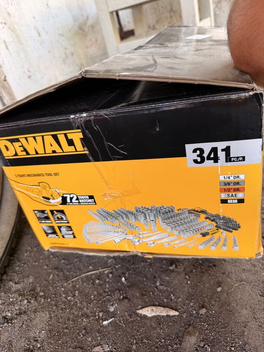 DeWALT 341 piese Trusa mecanic
