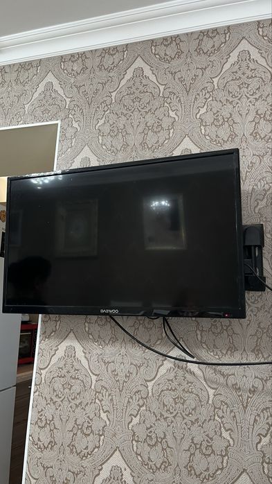 телевизор срочно продается