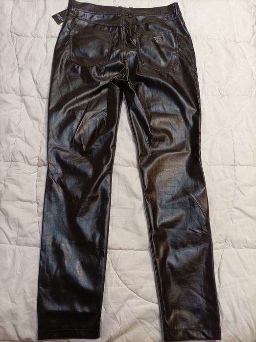 Guess Нов дамски кожен панталон