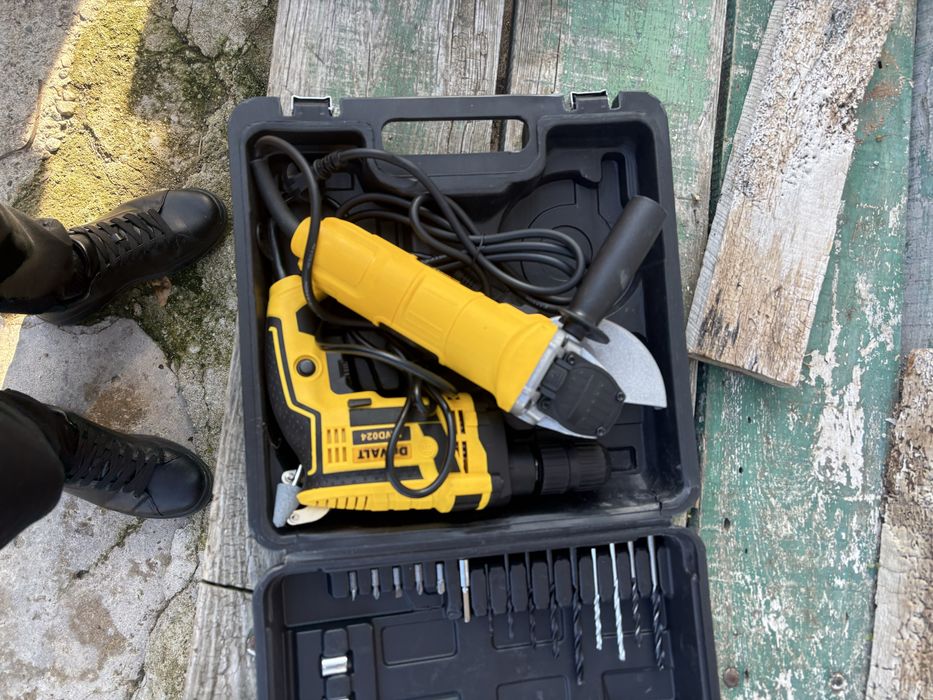 Разпродажба на машини и инструменти