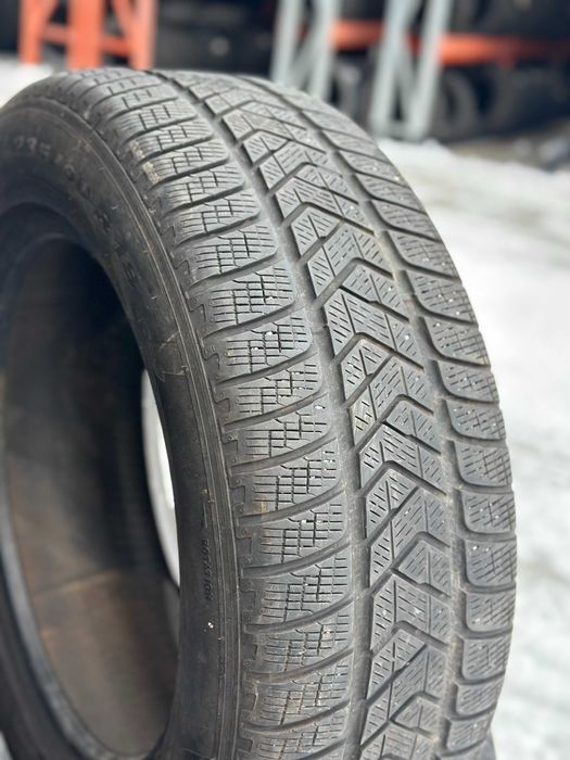 Pirelli 235/60R18, 2 Buc, Anvelope Iarna, Stare foarte buna, Garantie!