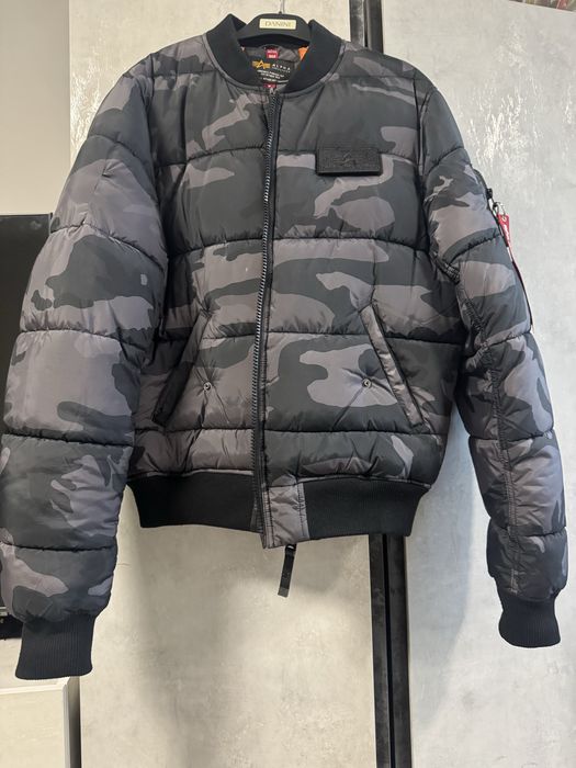 Мъжко зимно яке тип бомбър Alpha Industries размер М