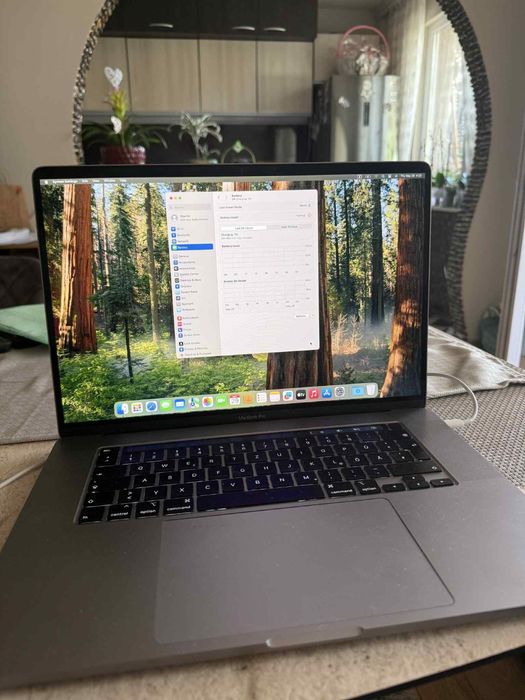MacBook Pro 16 inch