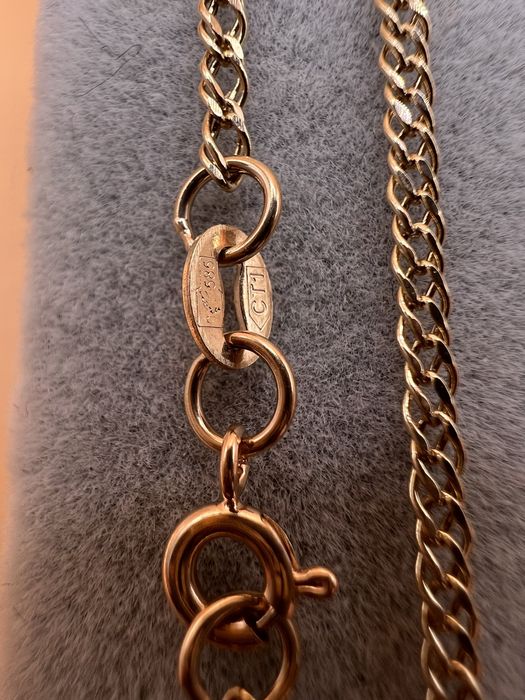 Продам золотую цепочку.