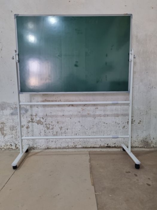 Yangi markerli oq doska 90x120