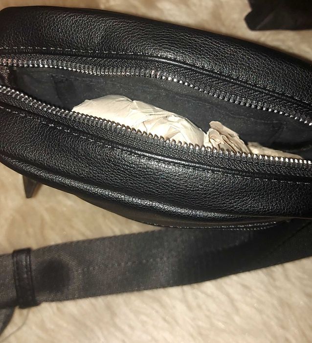 продавам мъжка чанта