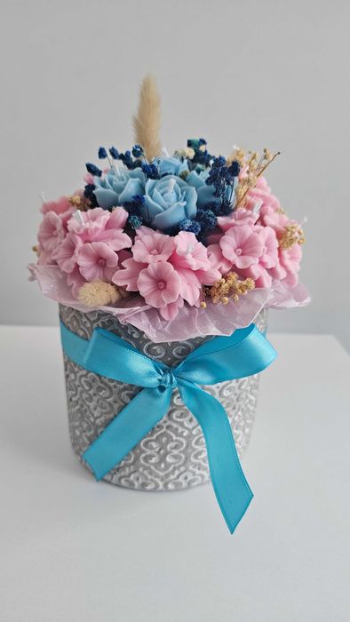 Букет от соеви свещи