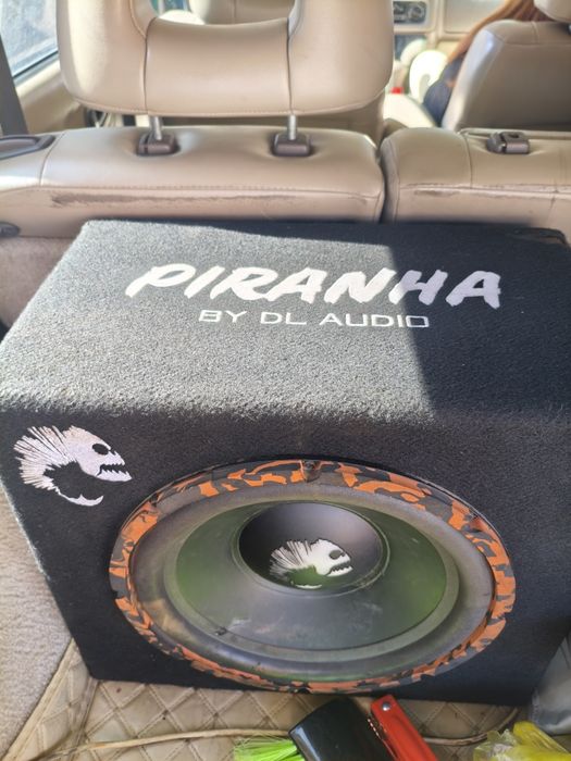 Продам сабвуфер пиранья