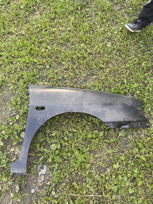 Bara fata si aripa dreapta fata seat cordoba, vw jetta 1999-2002