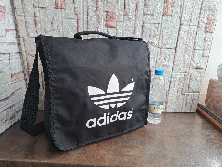 черна чанта Adidas,чанта за лаптоп,адидас