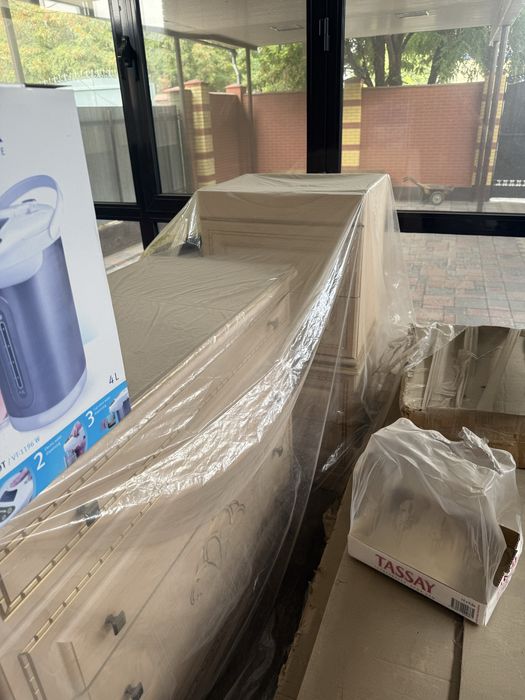 Спальный гарнитур